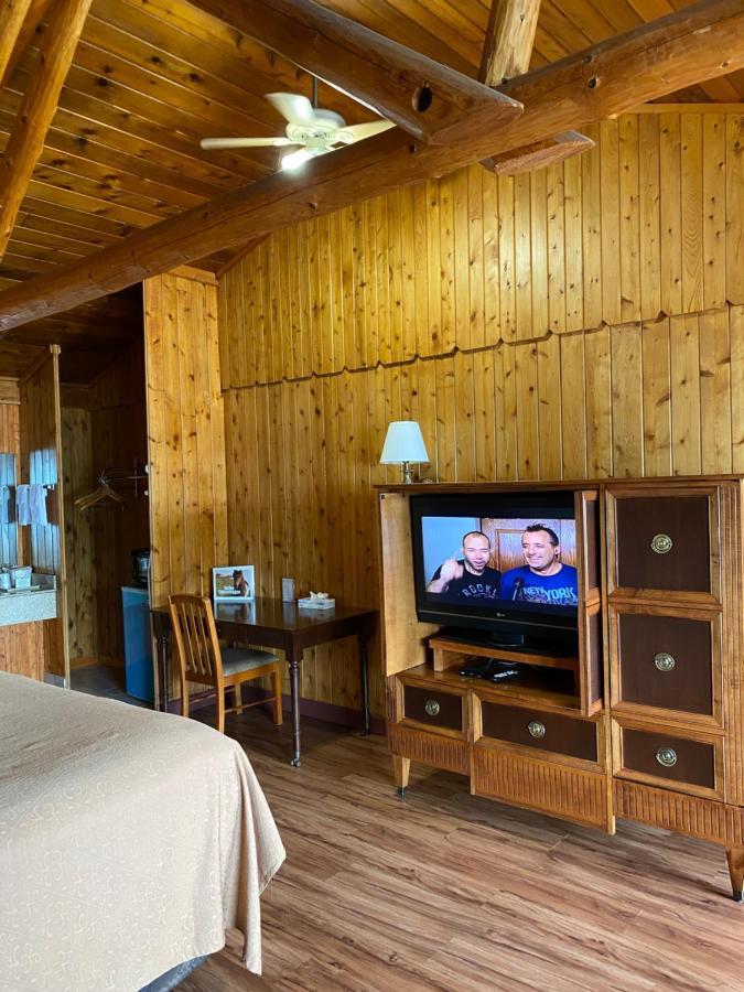 Atlantic Shores Inn And Suites Чинкотиг Екстериор снимка