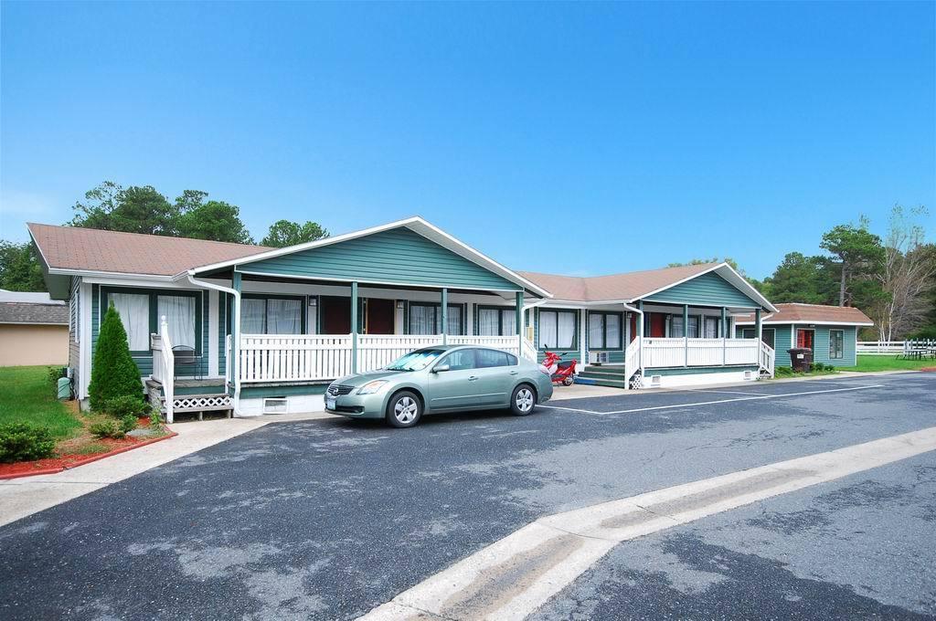 Atlantic Shores Inn And Suites Чинкотиг Екстериор снимка